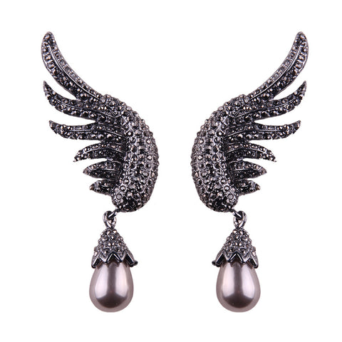 BORN FLY EARRINGS - House of Pascal