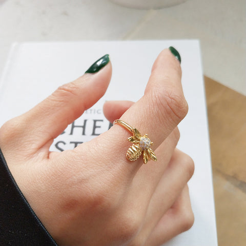 QUEEN BEE RING - House of Pascal