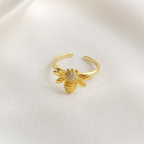 QUEEN BEE RING